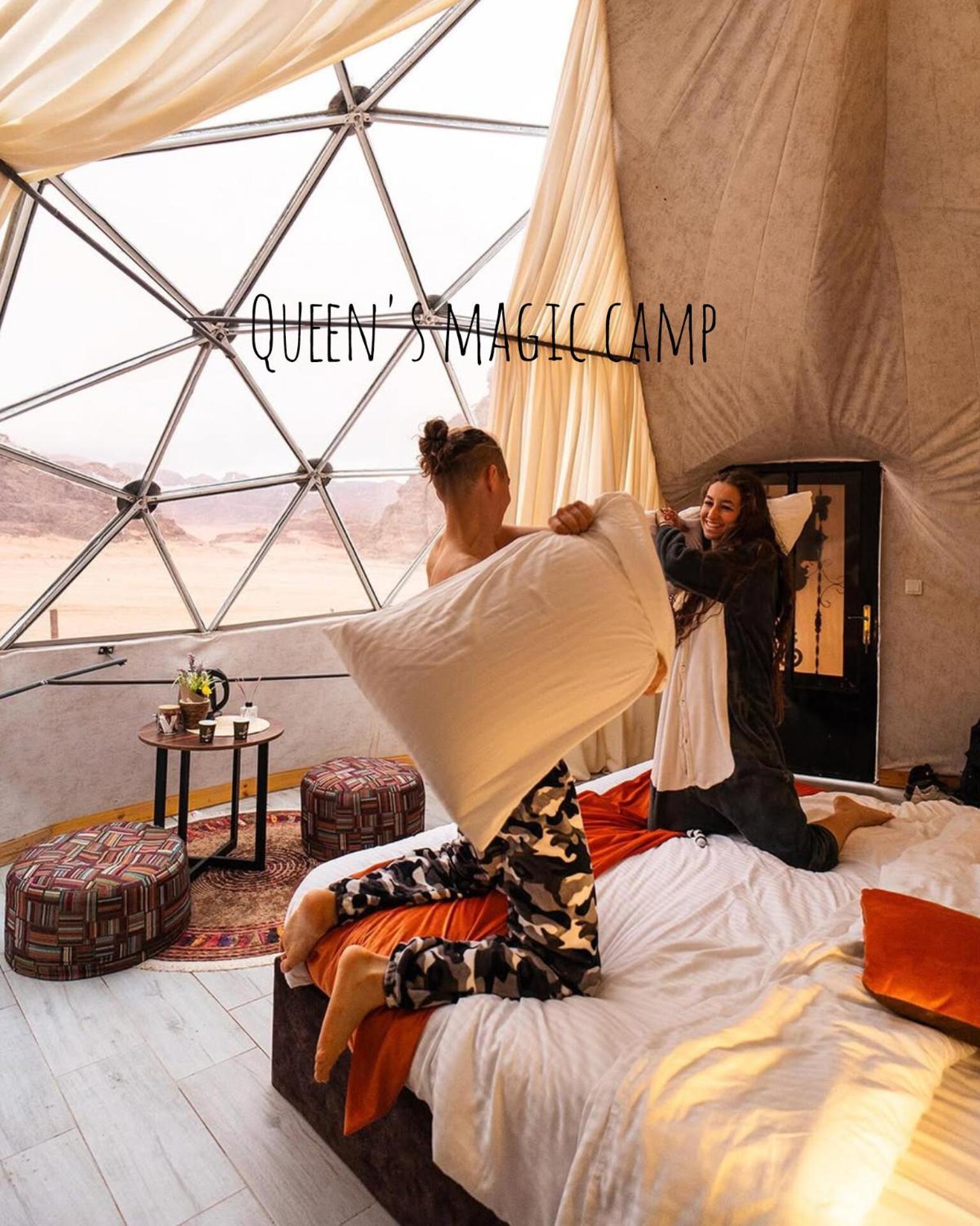 Queen's Magic Camp Country house